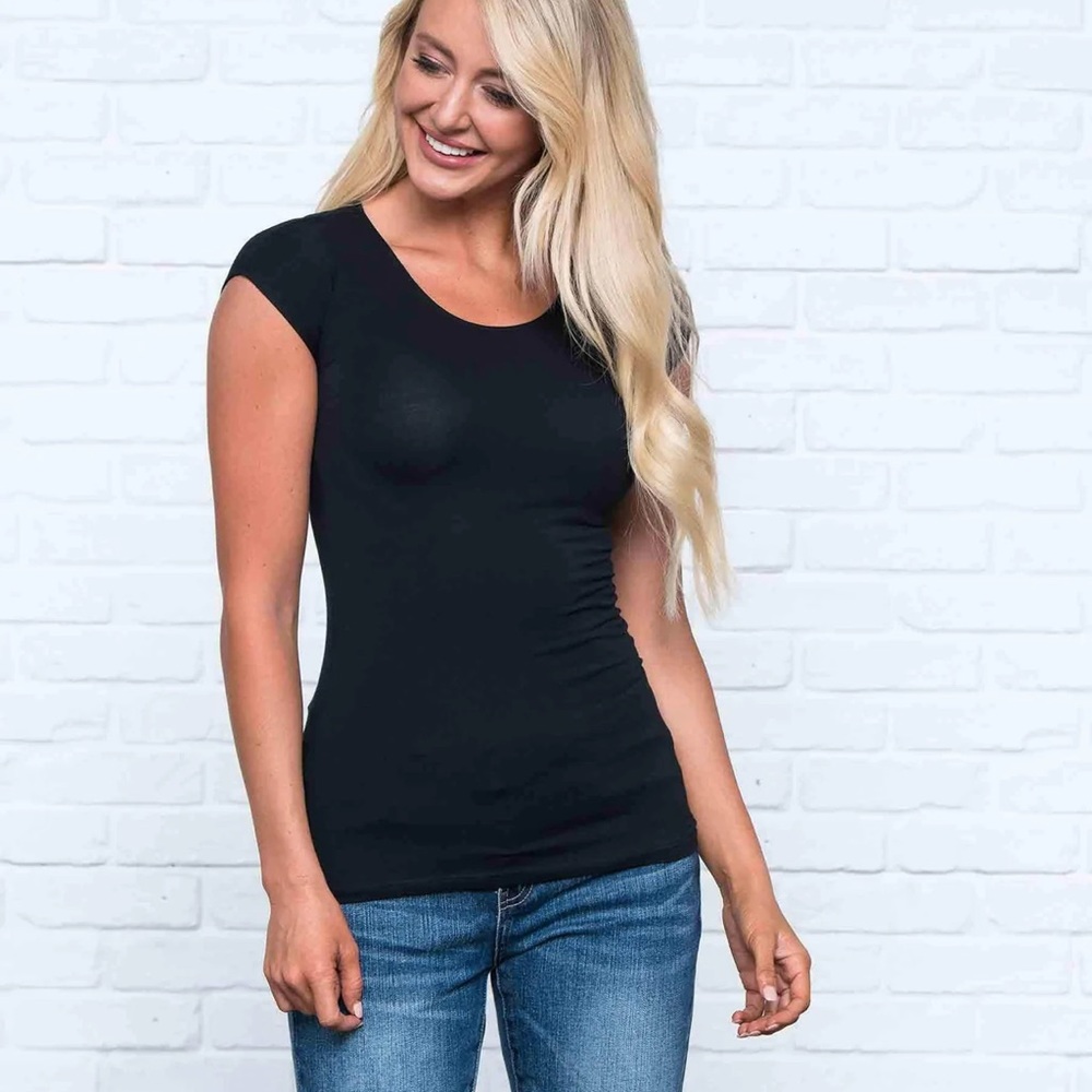 DownEast Basic Tee in color Gray